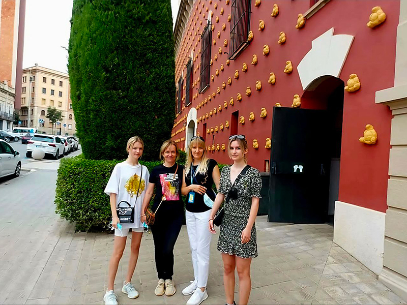Dali museum of Figueres with a beautiful family