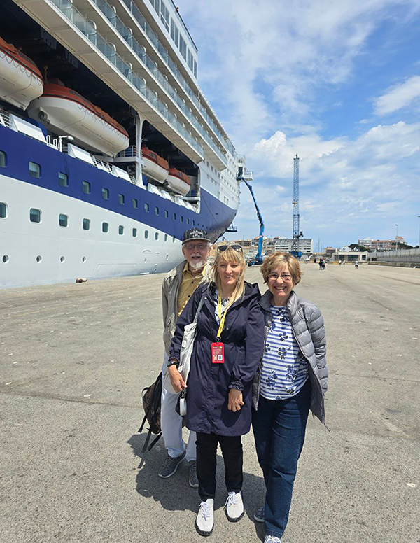 Guiding beautiful people in Palamos