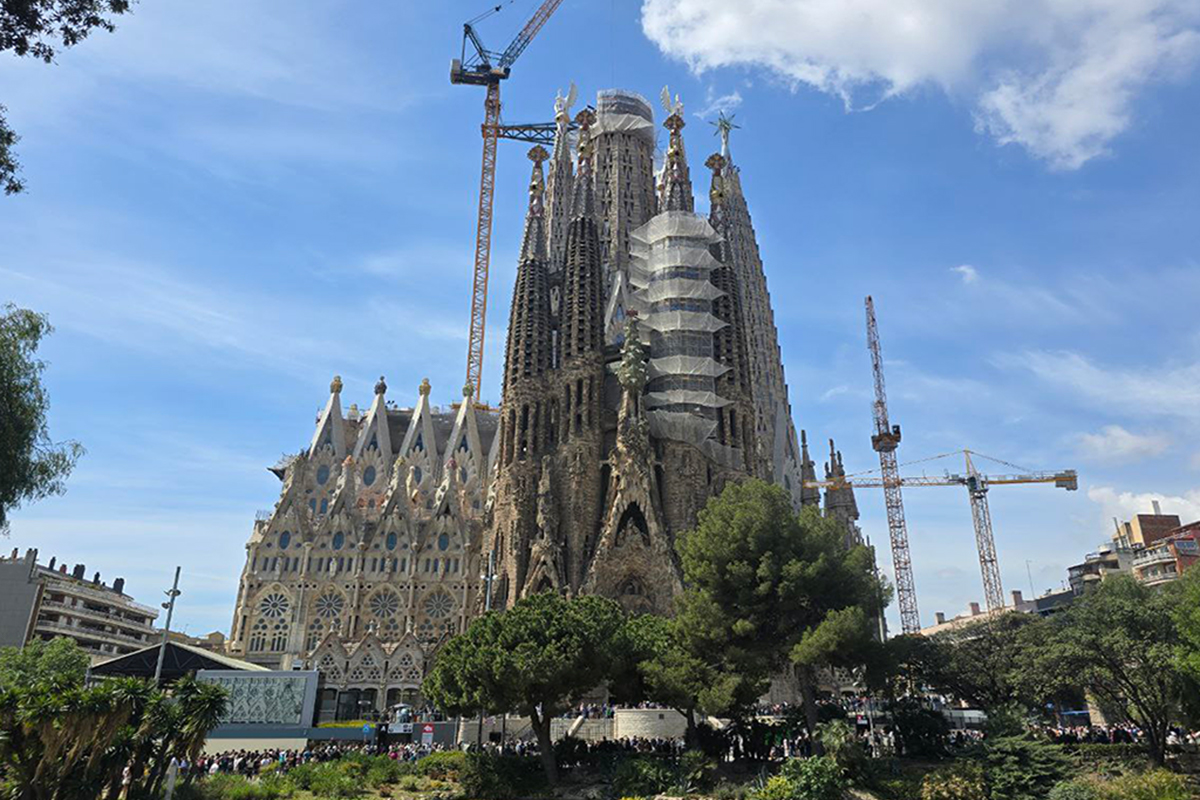 Sagrada Familia exterior in Barcelona - Antoni Gaudí's masterpiece, UNESCO site